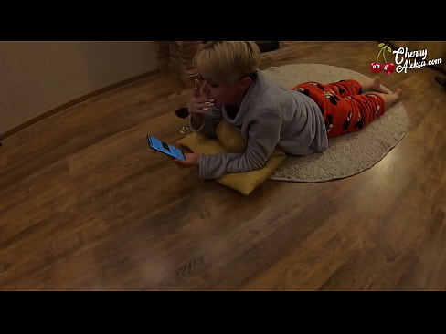 ❤️ Шалёная бландынка смокча велізарны член і падскоквае на ім - анальны сэкс ❤ Сэкс-відэа у порна be.eggporncomics.ru ❌